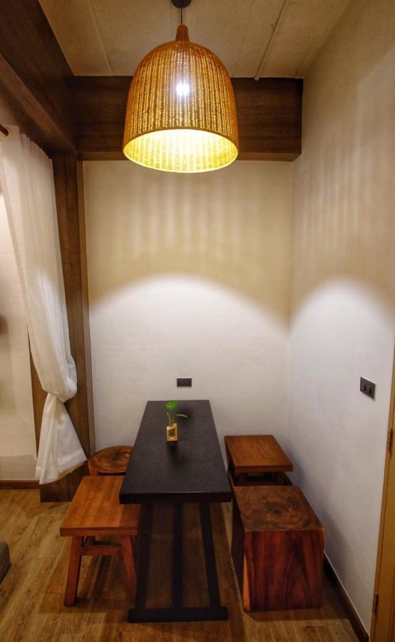 Krung Boutique Hotel Bangkok Esterno foto