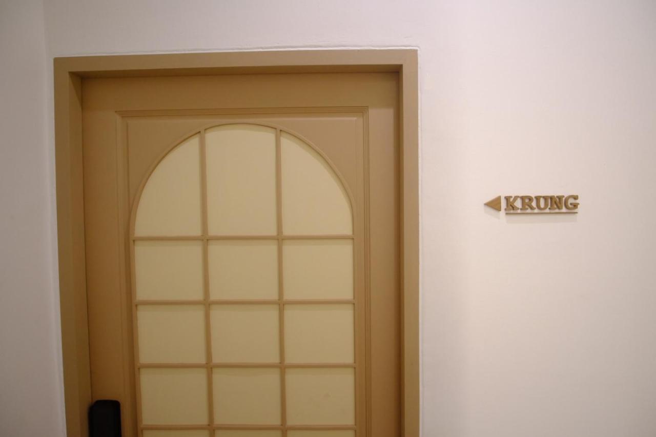 Krung Boutique Hotel Bangkok Esterno foto