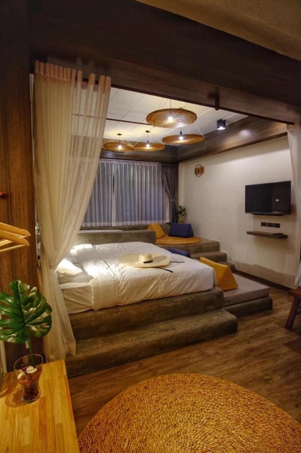 Krung Boutique Hotel Bangkok Esterno foto