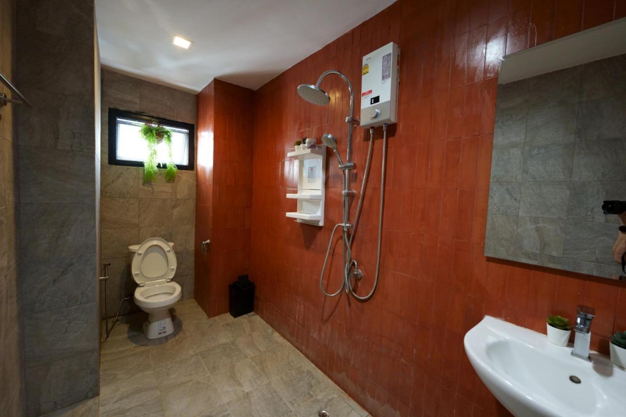 Krung Boutique Hotel Bangkok Esterno foto